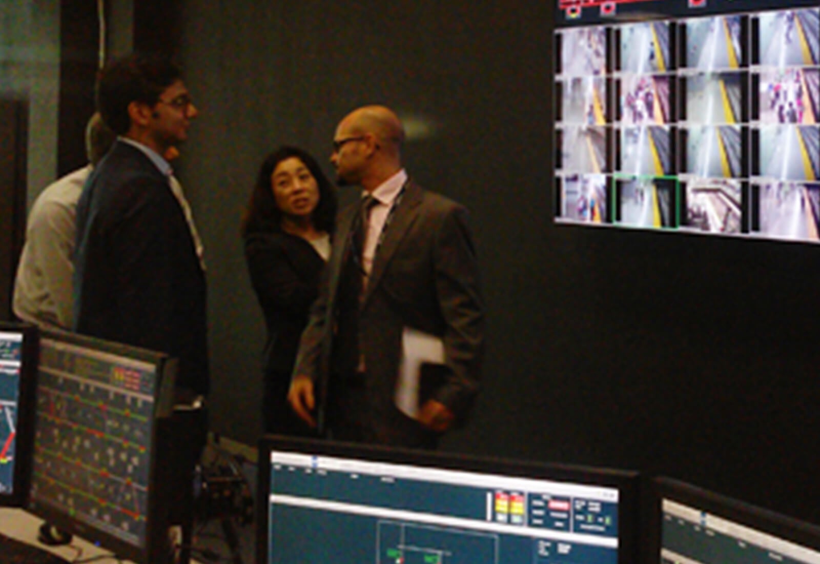keiko honda in control room